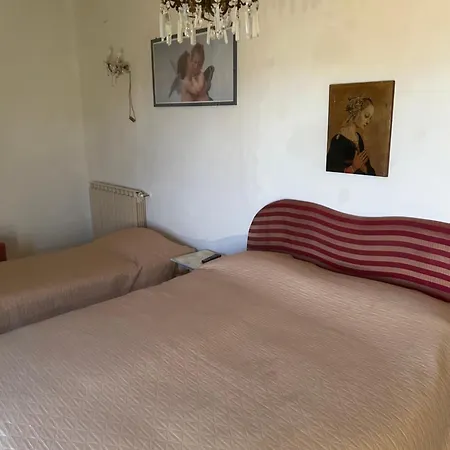 Guest house Locanda Verde Vaiano (Tuscany)