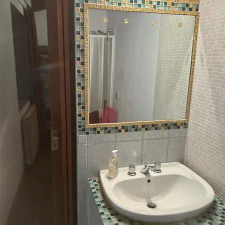 Locanda Verde Pensjonat Vaiano (Tuscany)